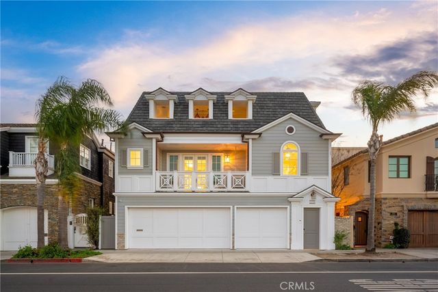 1215 E Balboa, Newport Beach, CA 92661