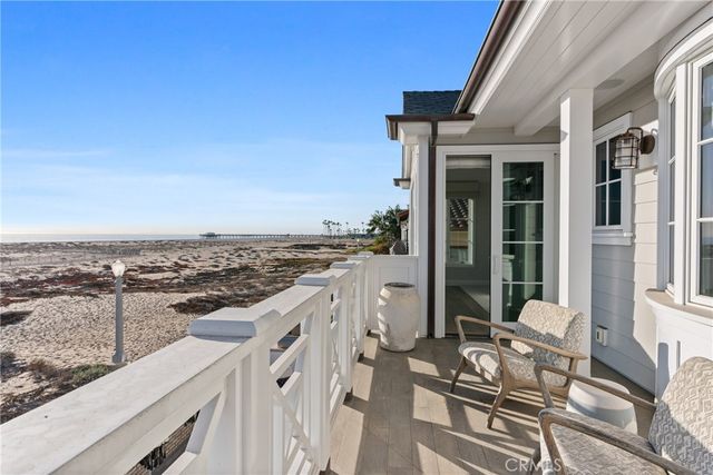 1215 E Balboa, Newport Beach, CA 92661