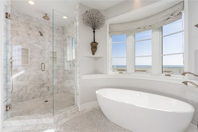 1215 E Balboa, Newport Beach, CA 92661