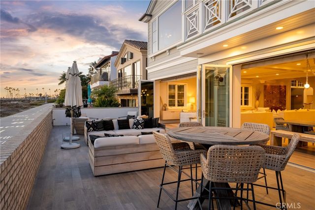1215 E Balboa, Newport Beach, CA 92661