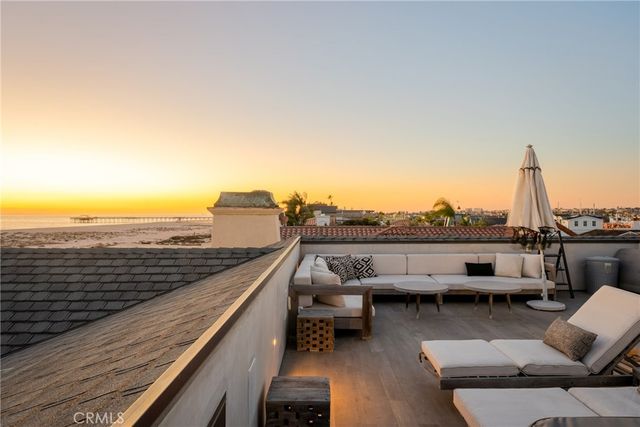 1215 E Balboa, Newport Beach, CA 92661