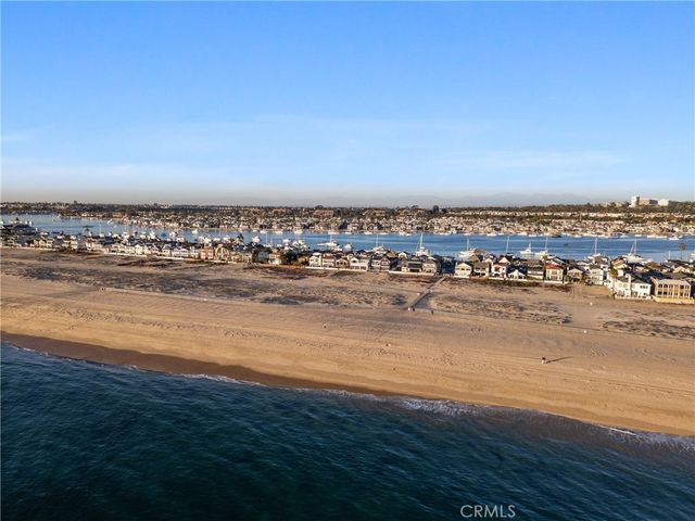 1215 E Balboa, Newport Beach, CA 92661