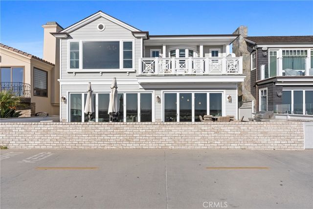 1215 E Balboa, Newport Beach, CA 92661