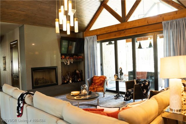 18288 Benson Lane, Heavener, OK 74937