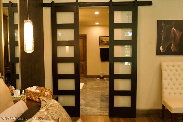 18288 Benson Lane, Heavener, OK 74937