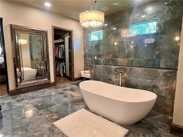 18288 Benson Lane, Heavener, OK 74937