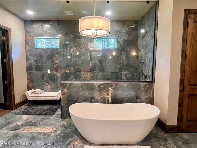 18288 Benson Lane, Heavener, OK 74937