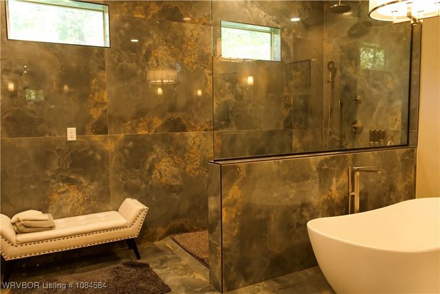 18288 Benson Lane, Heavener, OK 74937