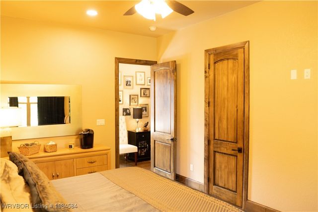 18288 Benson Lane, Heavener, OK 74937