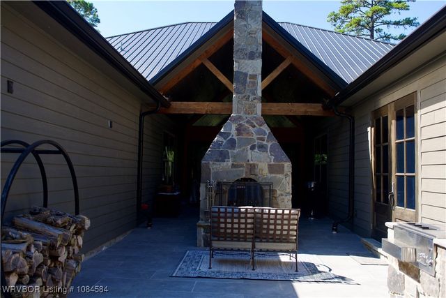 18288 Benson Lane, Heavener, OK 74937