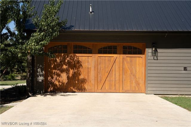 18288 Benson Lane, Heavener, OK 74937