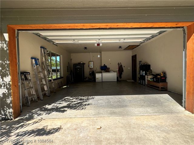 18288 Benson Lane, Heavener, OK 74937