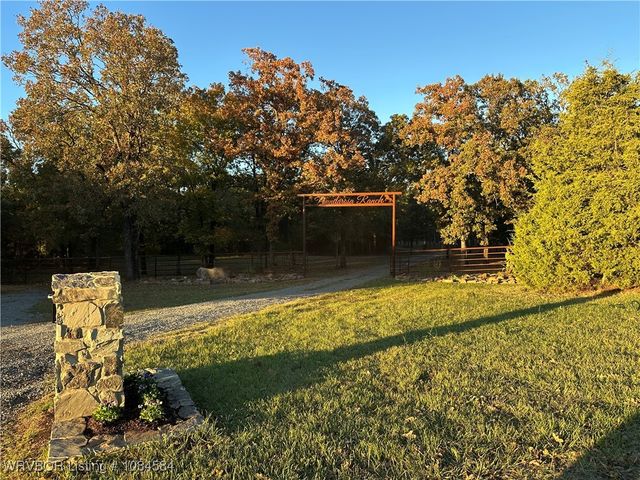 18288 Benson Lane, Heavener, OK 74937