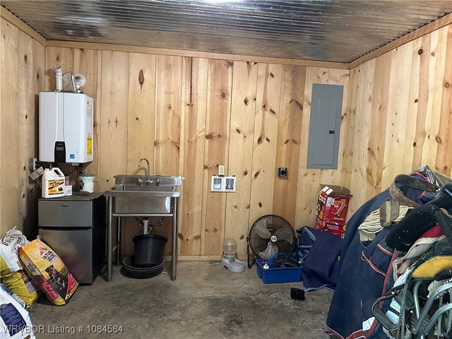 18288 Benson Lane, Heavener, OK 74937