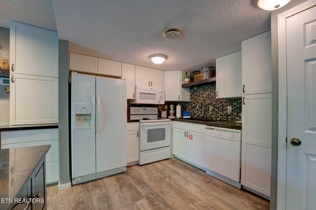 1081 Cove Rd 613, Sevierville, TN 37876