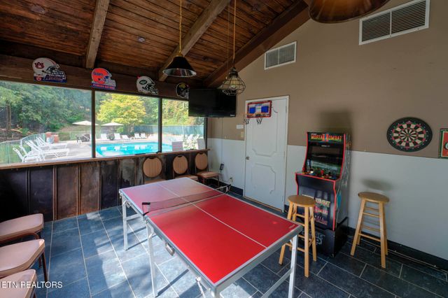 1081 Cove Rd 613, Sevierville, TN 37876