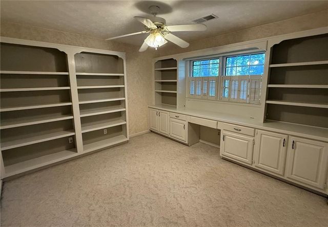 5781 Four Winds SW Drive, Lilburn, GA 30047