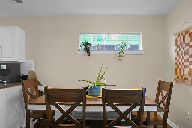 2200 Kings Gate Lane, Mount Pleasant, SC 29466