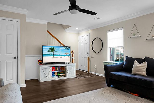 2200 Kings Gate Lane, Mount Pleasant, SC 29466