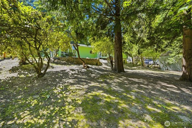 17056 26th Avenue NE, Lake Forest Park, WA 98155