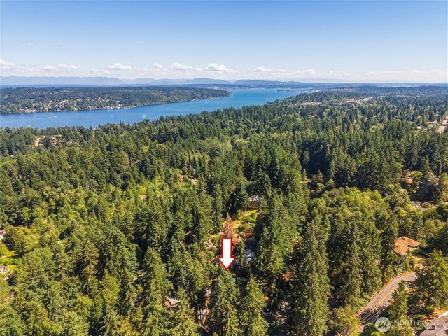 17056 26th Avenue NE, Lake Forest Park, WA 98155
