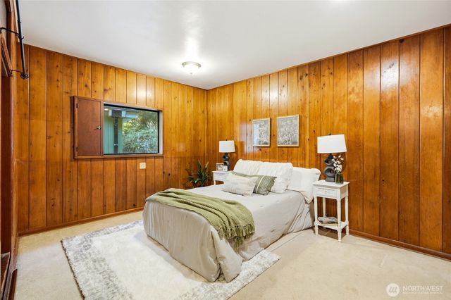 17056 26th Avenue NE, Lake Forest Park, WA 98155