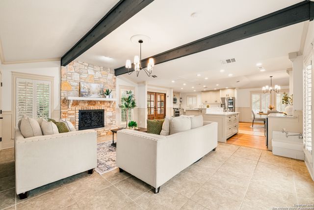 90 Mossy Cup, Shavano Park, TX 78231