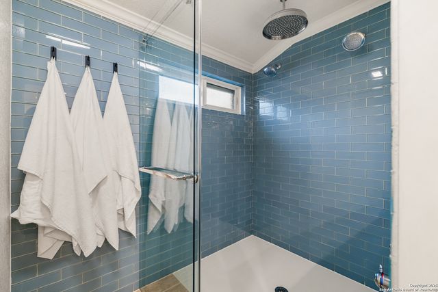 90 Mossy Cup, Shavano Park, TX 78231