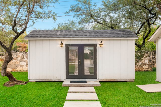 90 Mossy Cup, Shavano Park, TX 78231