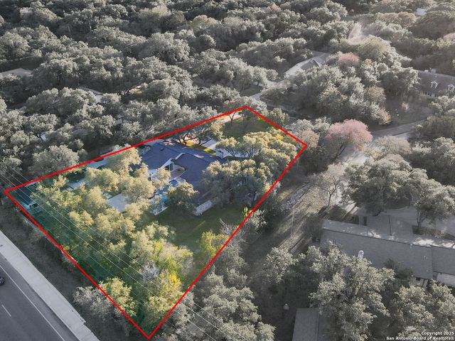 90 Mossy Cup, Shavano Park, TX 78231