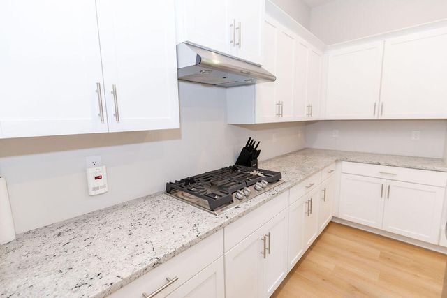 904 Shelburne Way, Nicholasville, KY 40356