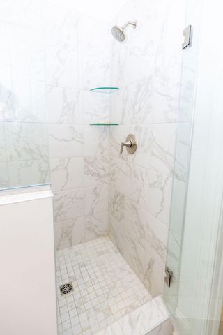 904 Shelburne Way, Nicholasville, KY 40356