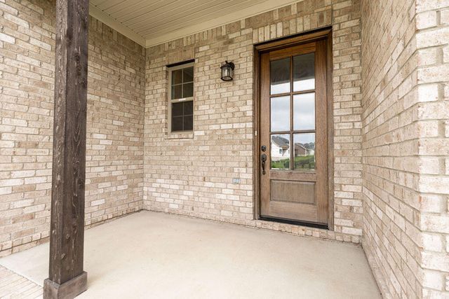 904 Shelburne Way, Nicholasville, KY 40356