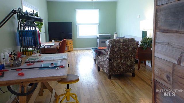 1224 N Michigan Ave, Caldwell, ID 83605