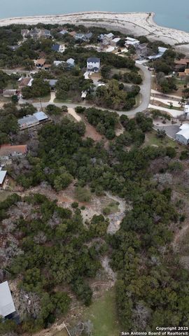 1466 & 1476 Paradise, Canyon Lake, TX 78133