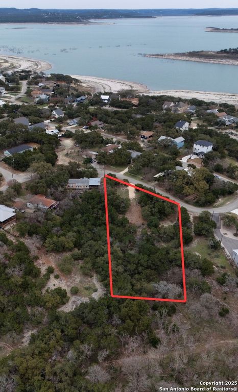 1466 & 1476 Paradise, Canyon Lake, TX 78133