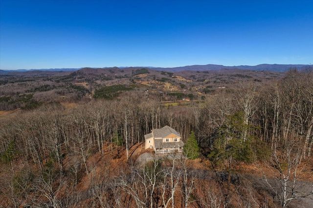 1706 Deer Valley Drive, Warne, NC 28909