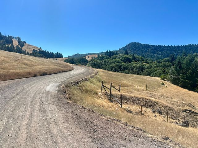 5055 Peak Road, Zenia, CA 95595