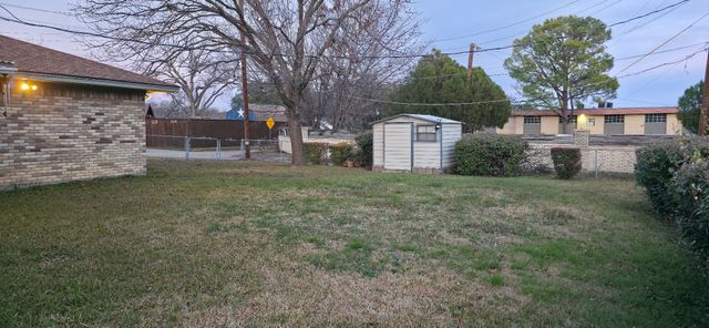 1222 14th Street NW, Grand Prairie, TX 75050