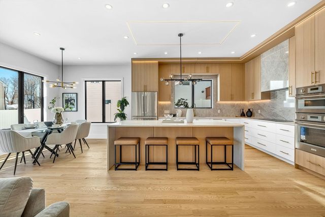 447 Hillside Ave, Needham, MA 02494