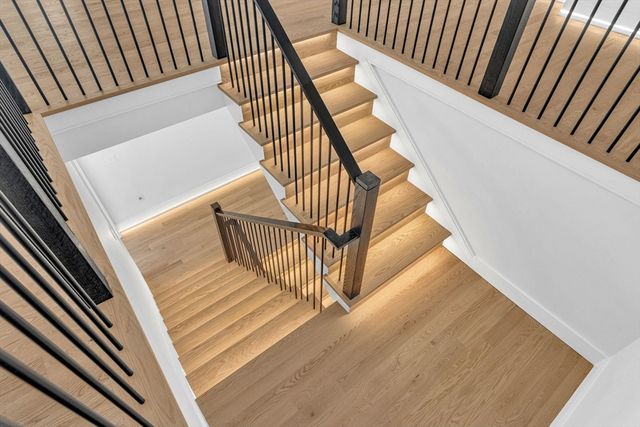 447 Hillside Ave, Needham, MA 02494