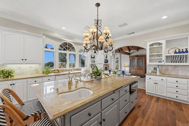 4248 Citrus Drive, Fallbrook, CA 92028