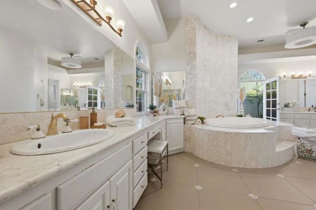 4248 Citrus Drive, Fallbrook, CA 92028