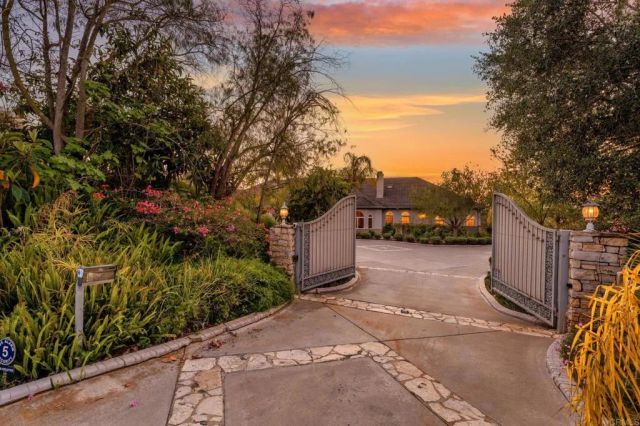 4248 Citrus Drive, Fallbrook, CA 92028