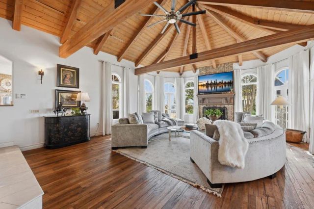 4248 Citrus Drive, Fallbrook, CA 92028