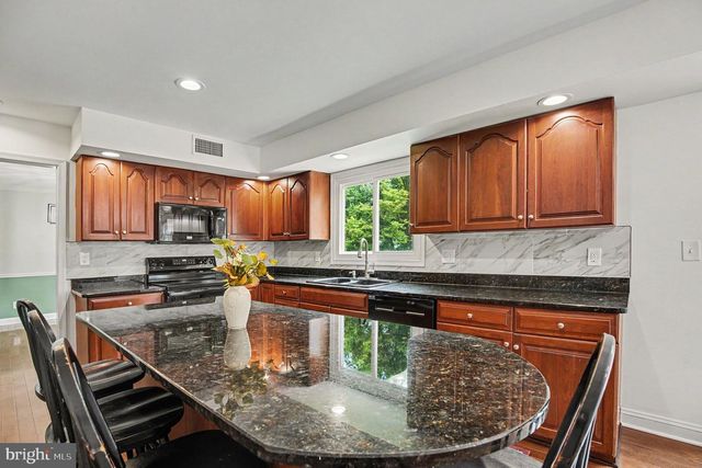 444 VALLEYBROOK RD, Media, PA 19063