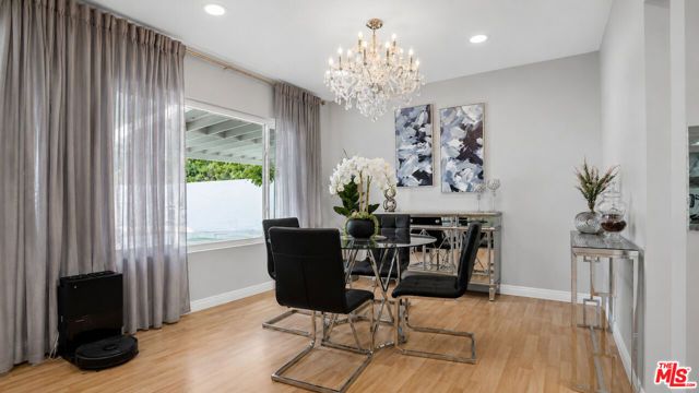 15829 Tupper Street, Los Angeles, CA 91343