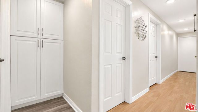 15829 Tupper Street, Los Angeles, CA 91343