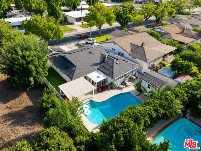 15829 Tupper Street, Los Angeles, CA 91343