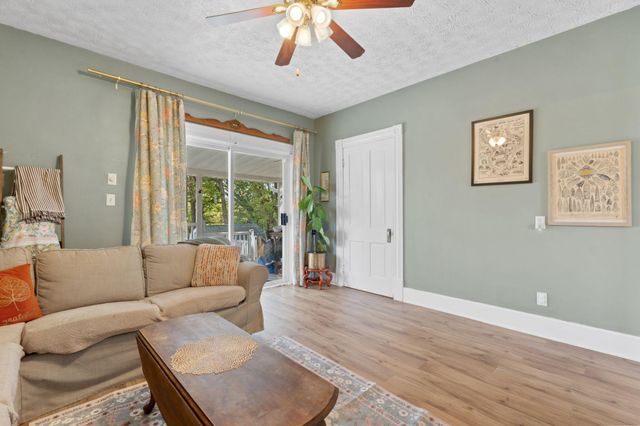 111 Lloyd Road, Georgetown, KY 40324